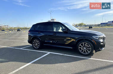 Внедорожник / Кроссовер BMW X5 2022 в 