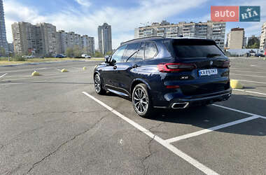 Внедорожник / Кроссовер BMW X5 2022 в 