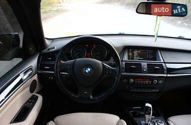 Внедорожник / Кроссовер BMW X5 2010 в 