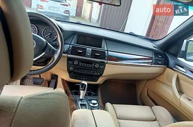 Позашляховик / Кросовер BMW X5 2008 в 