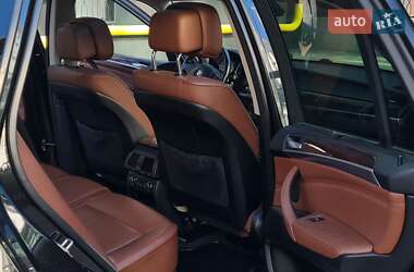 Внедорожник / Кроссовер BMW X5 2010 в 