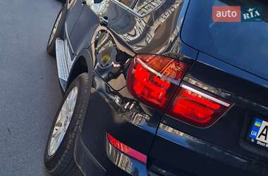 Внедорожник / Кроссовер BMW X5 2010 в 