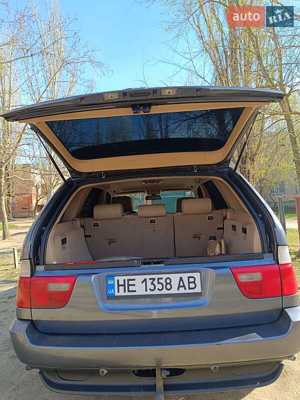 Внедорожник / Кроссовер BMW X5 2003 в Николаеве