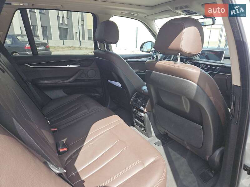 Позашляховик / Кросовер BMW X5 2015 в Києві