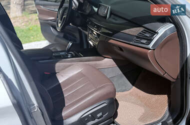 Позашляховик / Кросовер BMW X5 2014 в 