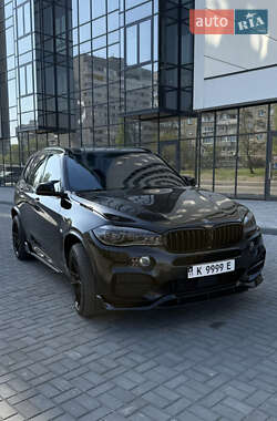 Позашляховик / Кросовер BMW X5 2015 в 