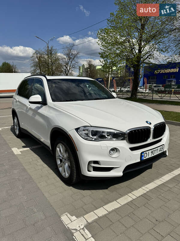 Позашляховик / Кросовер BMW X5 2016 в 
