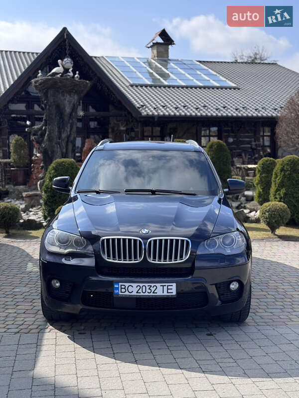 BMW X5 2011