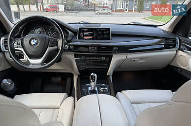 Позашляховик / Кросовер BMW X5 2015 в 