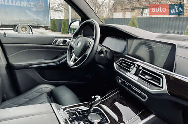 Внедорожник / Кроссовер BMW X5 2022 в 