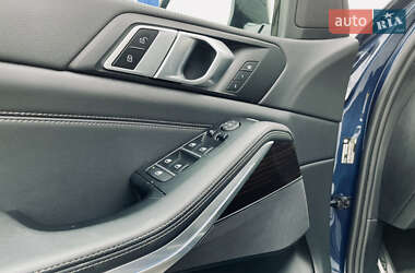 Внедорожник / Кроссовер BMW X5 2022 в 