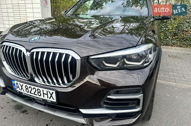 Внедорожник / Кроссовер BMW X5 2021 в 