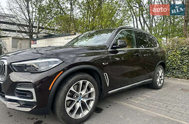 Внедорожник / Кроссовер BMW X5 2021 в 