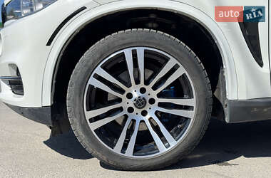Позашляховик / Кросовер BMW X5 2014 в 