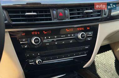 Позашляховик / Кросовер BMW X5 2014 в 