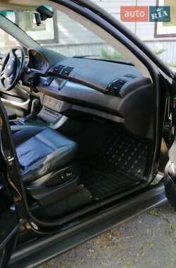 Внедорожник / Кроссовер BMW X5 2006 в 