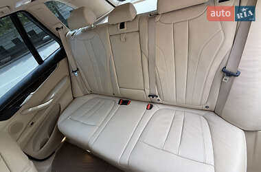 Внедорожник / Кроссовер BMW X5 2015 в 