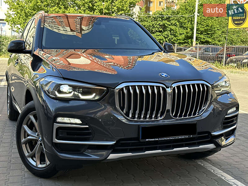 BMW X5 2019