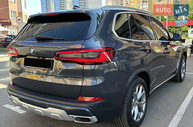 Позашляховик / Кросовер BMW X5 2019 в 