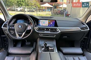 Позашляховик / Кросовер BMW X5 2019 в 