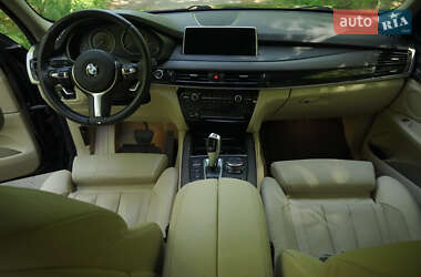 Позашляховик / Кросовер BMW X5 2015 в 