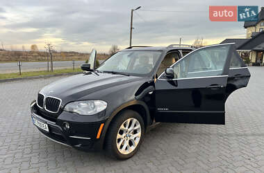 Внедорожник / Кроссовер BMW X5 2012 в 