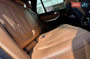 Позашляховик / Кросовер BMW X5 2022 в 