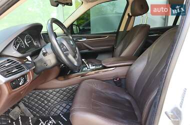 Позашляховик / Кросовер BMW X5 2015 в 