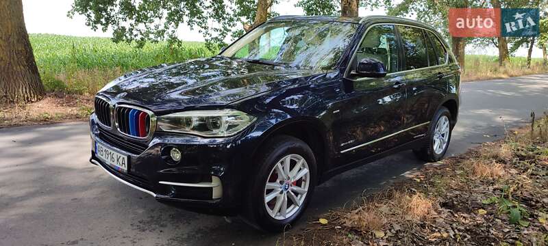 Позашляховик / Кросовер BMW X5 2015 в 