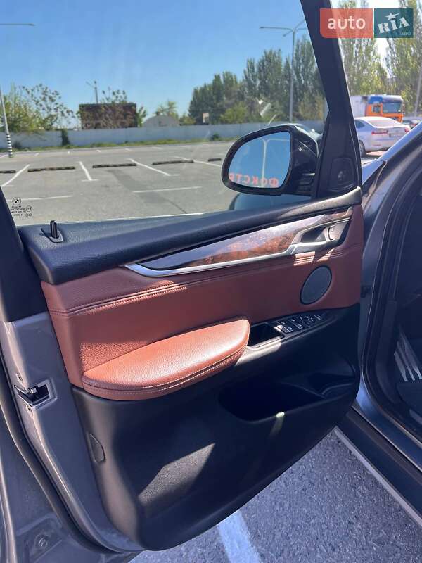Внедорожник / Кроссовер BMW X5 2015 в Днепре