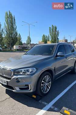 Позашляховик / Кросовер BMW X5 2015 в Дніпрі