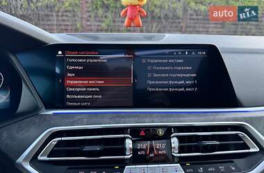 Позашляховик / Кросовер BMW X5 2019 в 