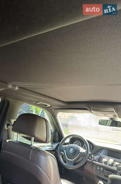 Позашляховик / Кросовер BMW X5 2009 в 