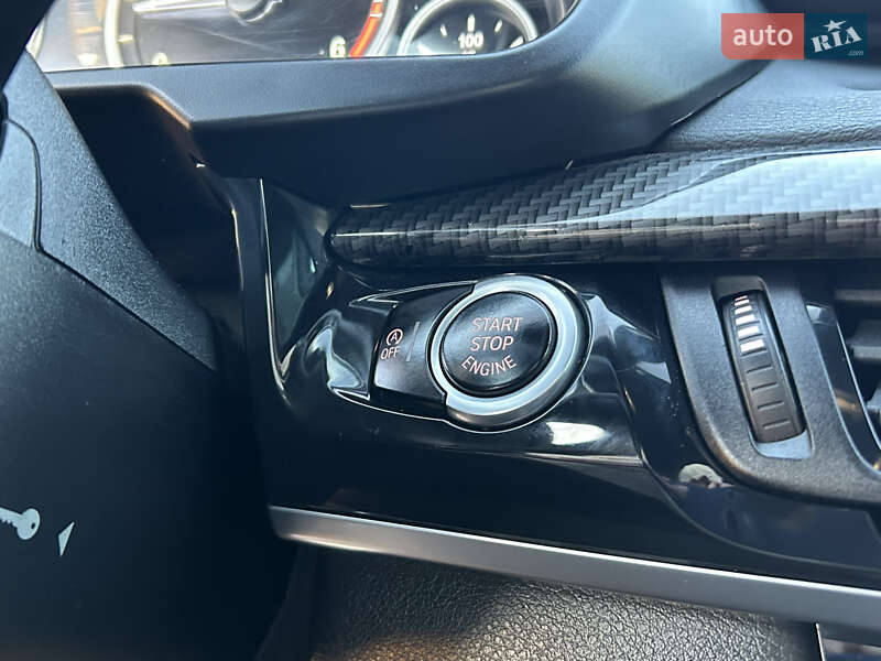 Внедорожник / Кроссовер BMW X5 2015 в Ровно