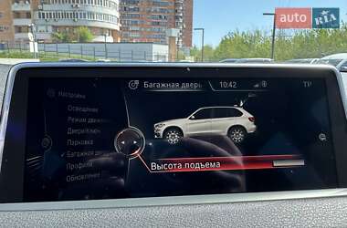 Позашляховик / Кросовер BMW X5 2013 в 
