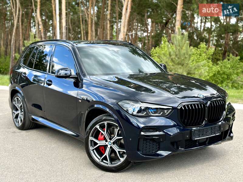 Внедорожник / Кроссовер BMW X5 2022 в Киеве