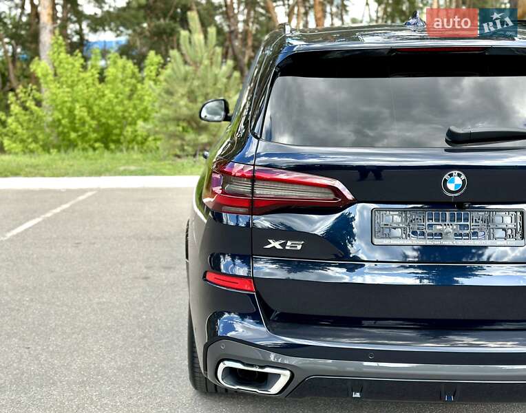 Внедорожник / Кроссовер BMW X5 2022 в Киеве