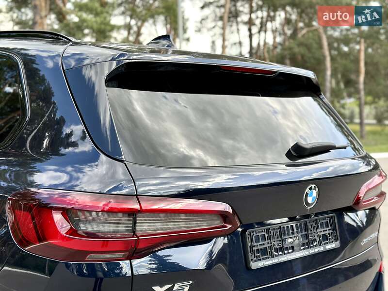 Внедорожник / Кроссовер BMW X5 2022 в Киеве