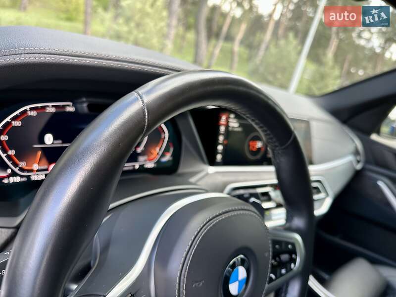 Внедорожник / Кроссовер BMW X5 2022 в Киеве