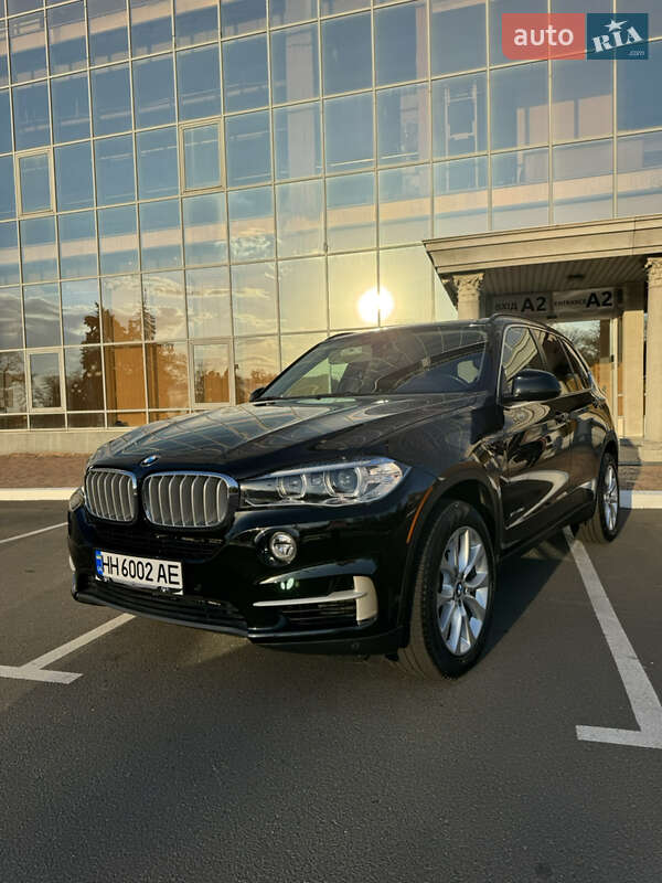 Внедорожник / Кроссовер BMW X5 2016 в 