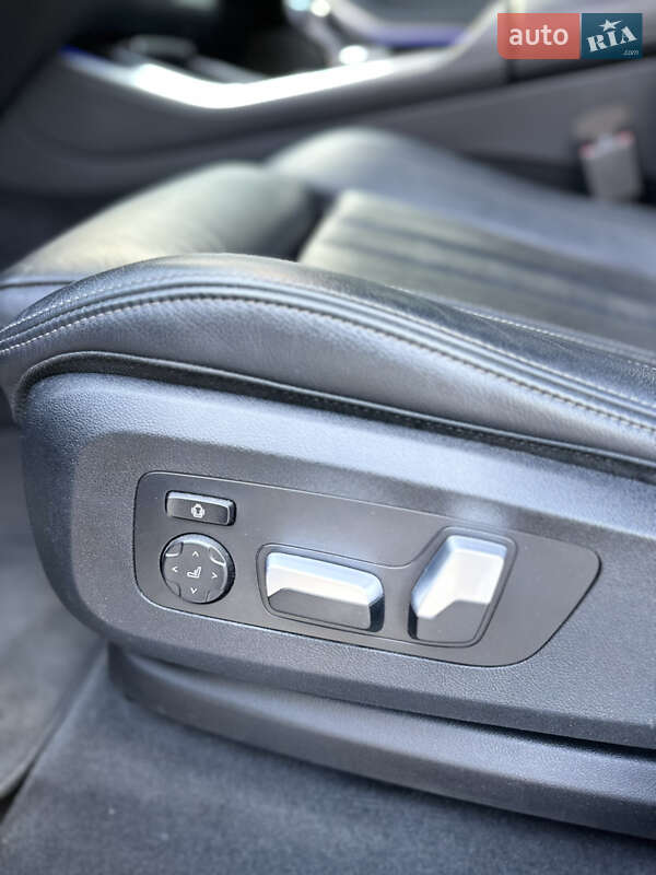 Внедорожник / Кроссовер BMW X5 2020 в Киеве