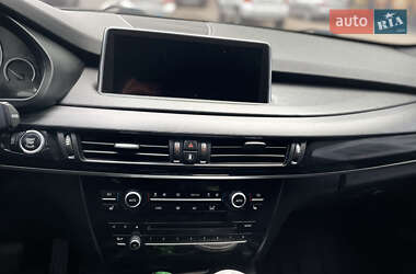 Позашляховик / Кросовер BMW X5 2013 в 