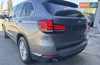 Позашляховик / Кросовер BMW X5 2015 в 