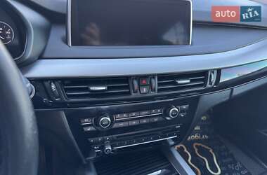 Позашляховик / Кросовер BMW X5 2015 в 