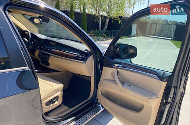 Внедорожник / Кроссовер BMW X5 2009 в 