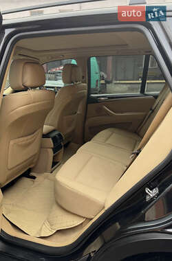 Внедорожник / Кроссовер BMW X5 2012 в 