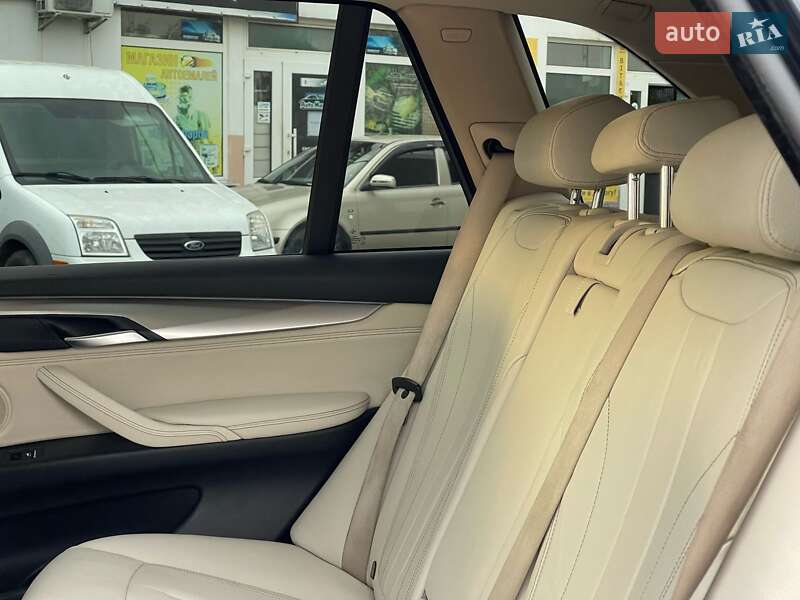 Позашляховик / Кросовер BMW X5 2015 в Ужгороді