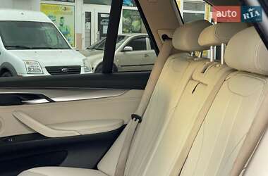 Внедорожник / Кроссовер BMW X5 2015 в 