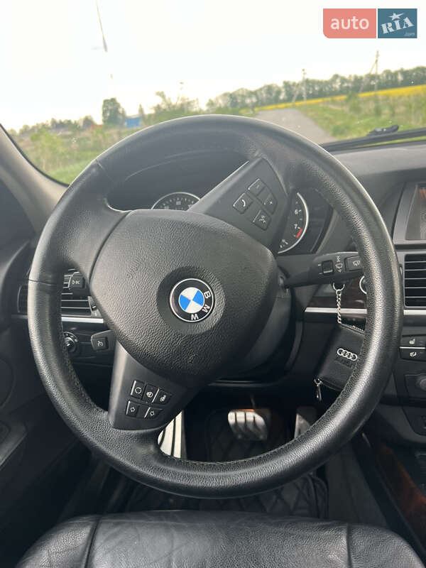 Позашляховик / Кросовер BMW X5 2009 в Вінниці