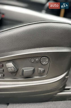 Позашляховик / Кросовер BMW X5 2012 в 